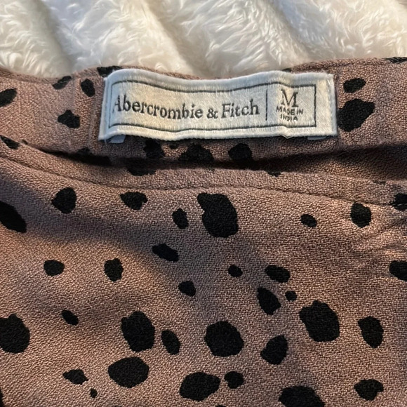 Abercrombie & Fitch Black and Pink Spotted Mini Skirt - Picture 3 of 3